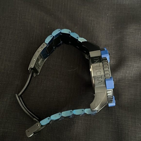 Limited edition Jason Tayler Reserve. Light wear on the band # 266 of 999 - Picture 3 of 5